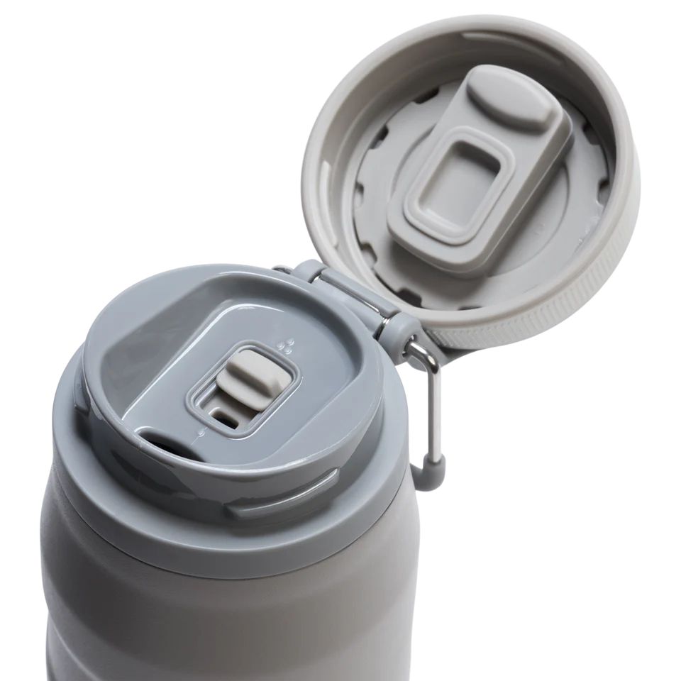 The IceFlow™ Bottle Twist Flip 0.7L / 24oz The IceFlow™ Bottle Twist Flip 0.7L / 24oz - Ash