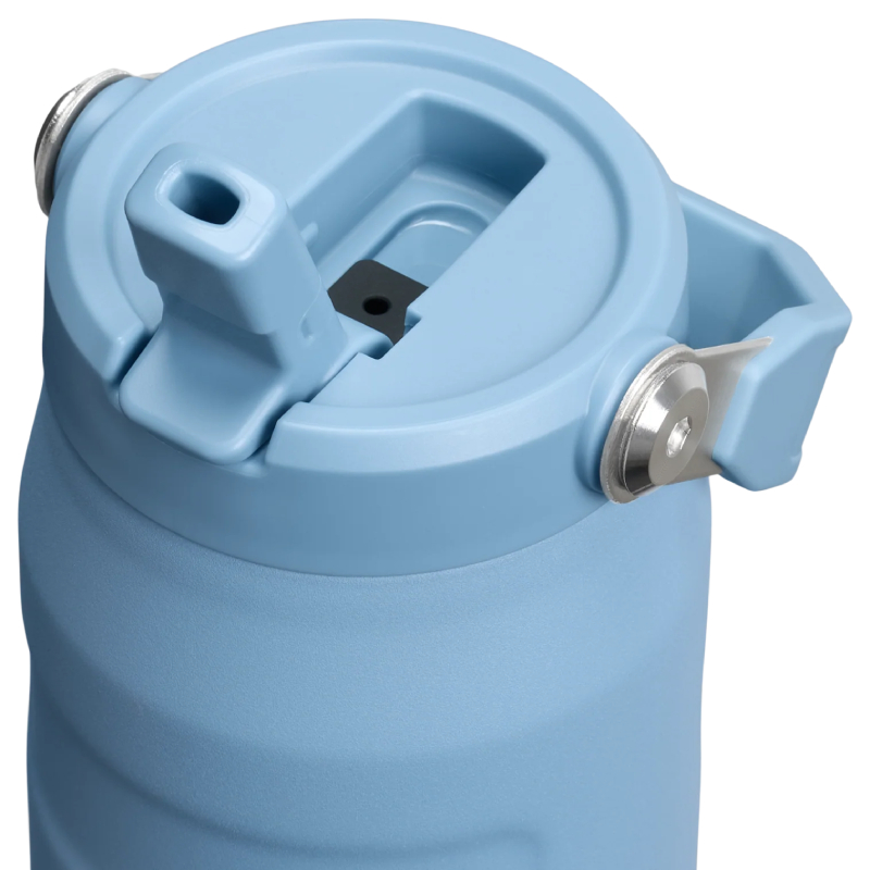 The IceFlow™ Bottle Flip Straw 2.0 0.7L / 24oz The IceFlow™ Bottle Flip Straw 2.0 0.7L / 24oz