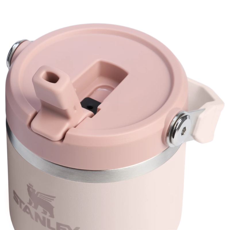 The IceFlow™ Flip Straw 2.0 Tumbler 0.6L / 20oz IceFlow™ Flip Straw Tumbler | 0.59L