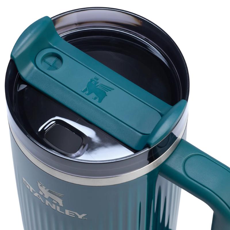 The Quencher H2.O Fluted Tumbler 1.18L / 40oz The Quencher H2.O Fluted Tumbler 1.18L / 40oz - Marina Shine
