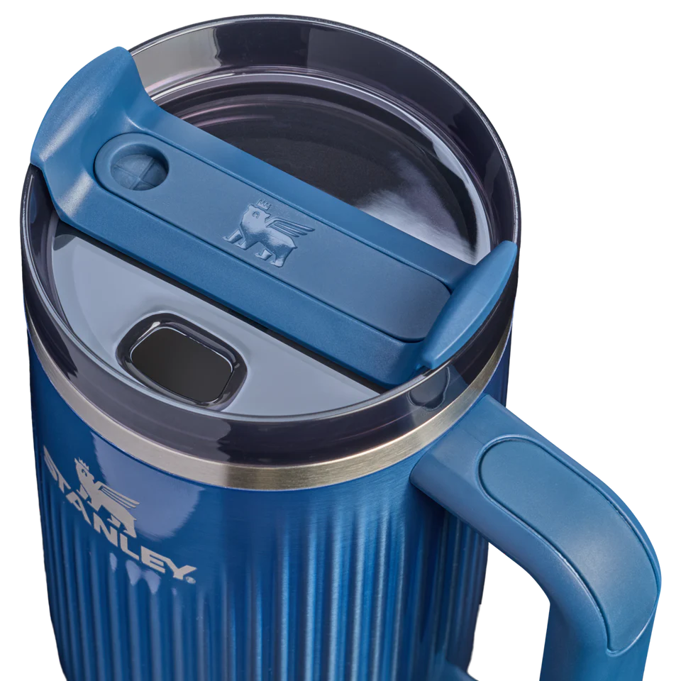 The Quencher H2.O Fluted Tumbler 1.18L / 40oz The Quencher H2.0 Fluted Tumbler 1.18L / 40oz - Glacial Blue Shine