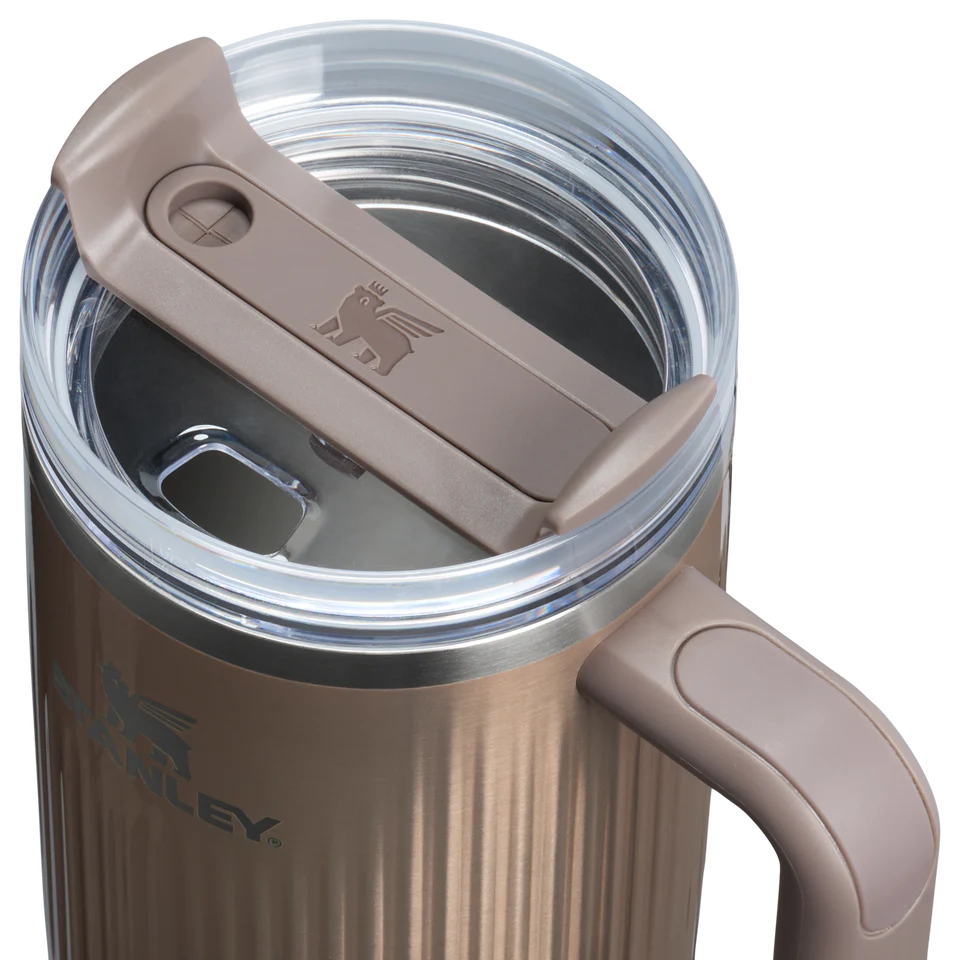 The Quencher H2.O Fluted Tumbler 1.18L / 40oz The Quencher H2.0 Fluted Tumbler 1.18L / 40oz - Pale Gold Shine