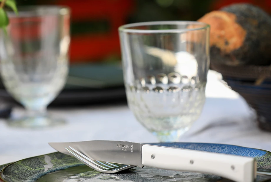 Facette Table Knives - Set of 4 - White Set of 4 Facette White table knives