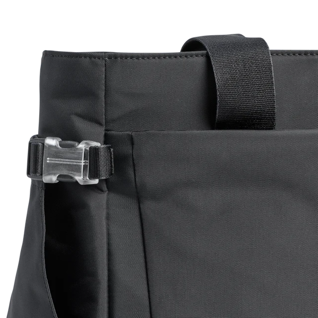 The Vitalize™ Macro Method Tote 26.1L / 27.6 QT The Vitalize™ Macro Method Tote 26.1L / 27.6 QT - Black